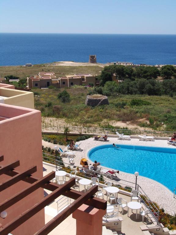 Hotel Alizé Santa Cesarea Terme Buitenkant foto