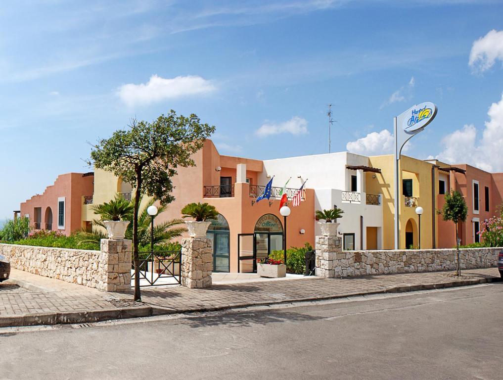 Hotel Alizé Santa Cesarea Terme Buitenkant foto